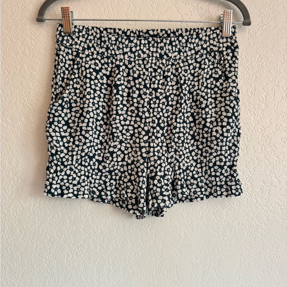 Women's Black and White Patterned Shorts